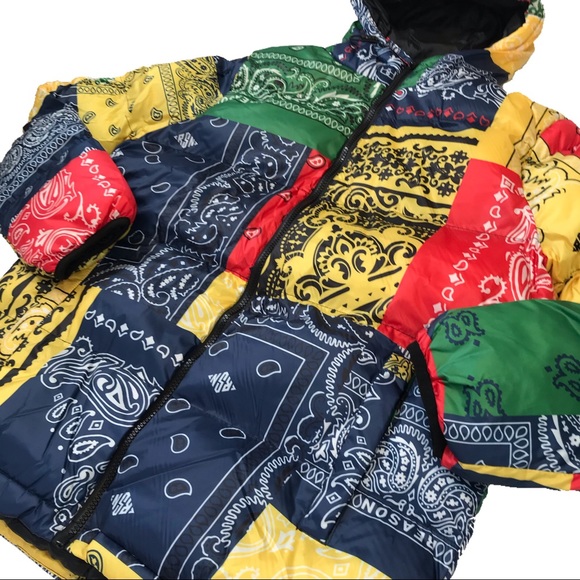 🚨Last One🚨 Men’s “Colorful Bandana” puff jacket. Size M. - Picture 4 of 6